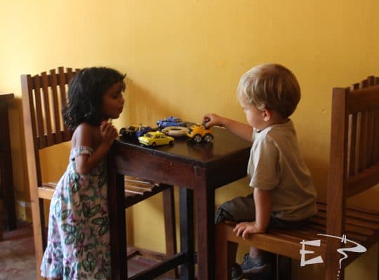 enfants au restaurant