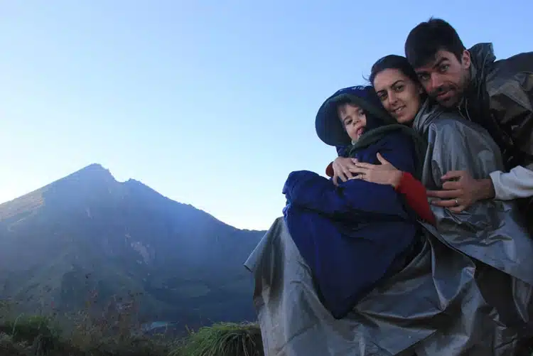 Lever de soleil en famille au Rinjani