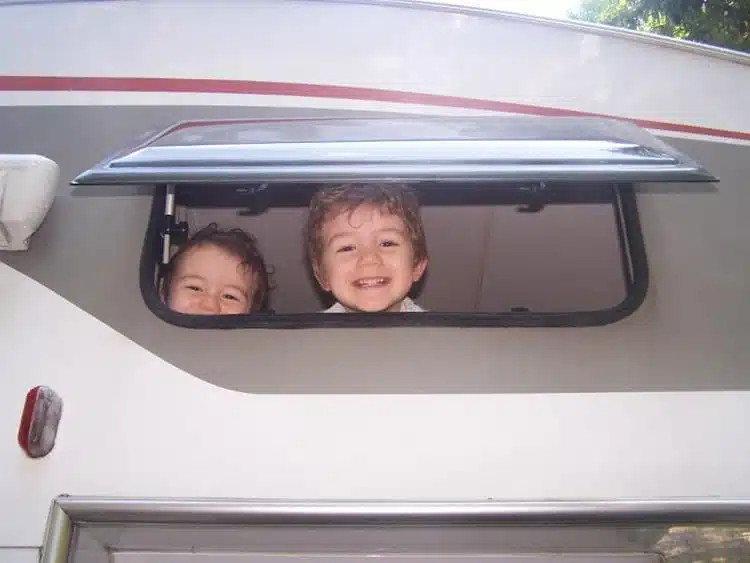 camping-car avec enfants