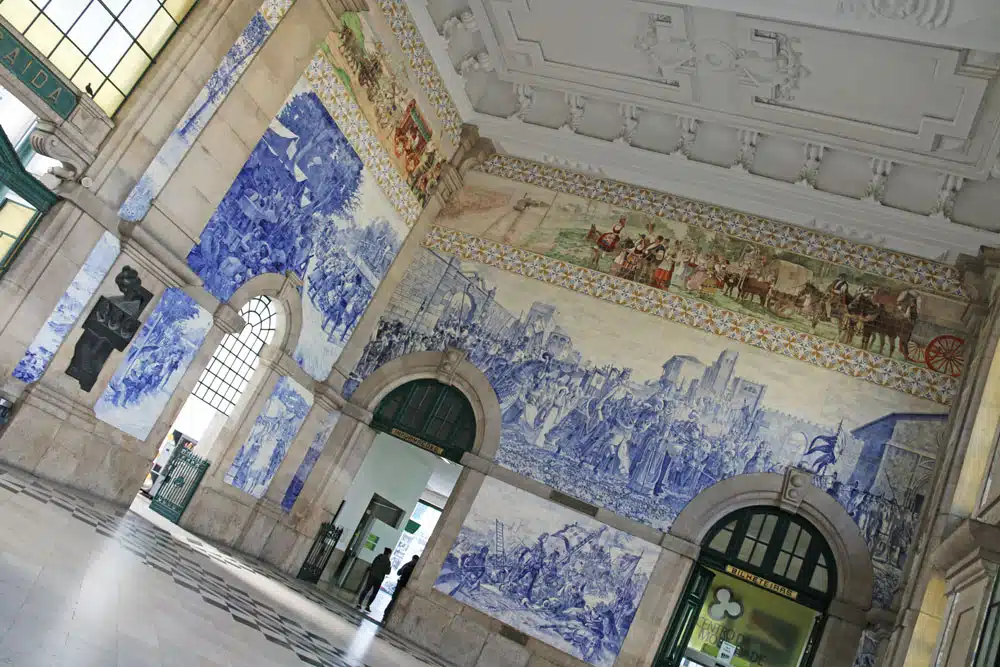 porto en famille gare de sao bento