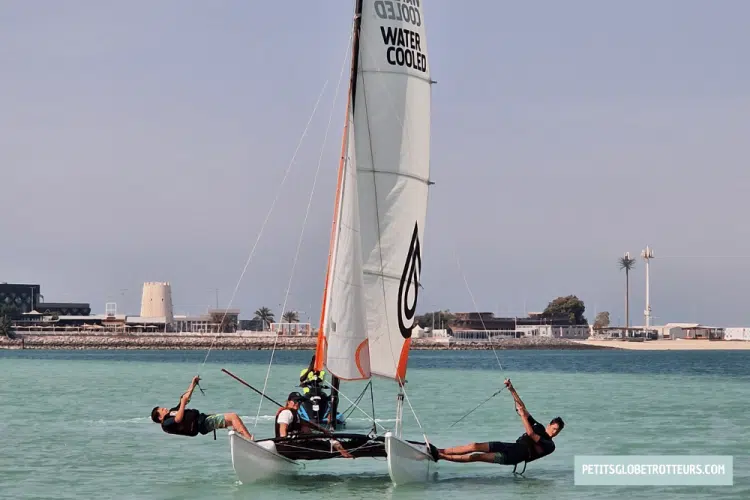 catamaran sur la corniche