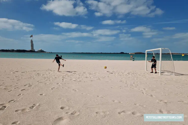 abu dhabi en famille plage publique de la corniche