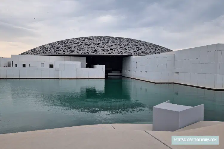 d&ocirc;me du louvre &agrave; abu dhabi