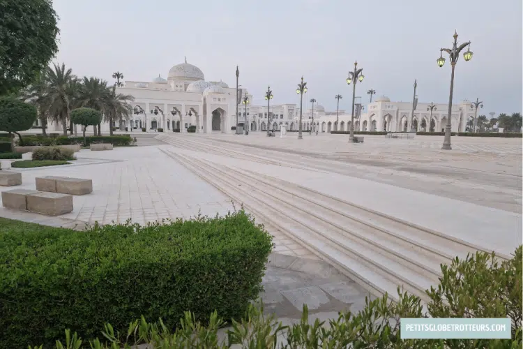 abu dhabi en famille le qasr al watan