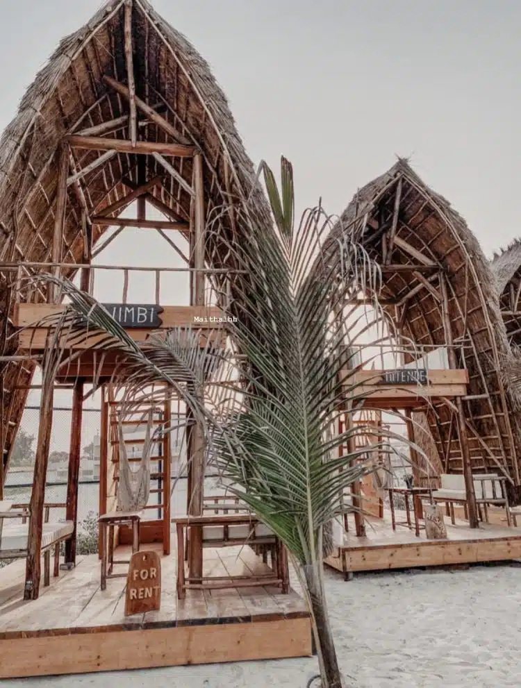 beach hut umm al quwain